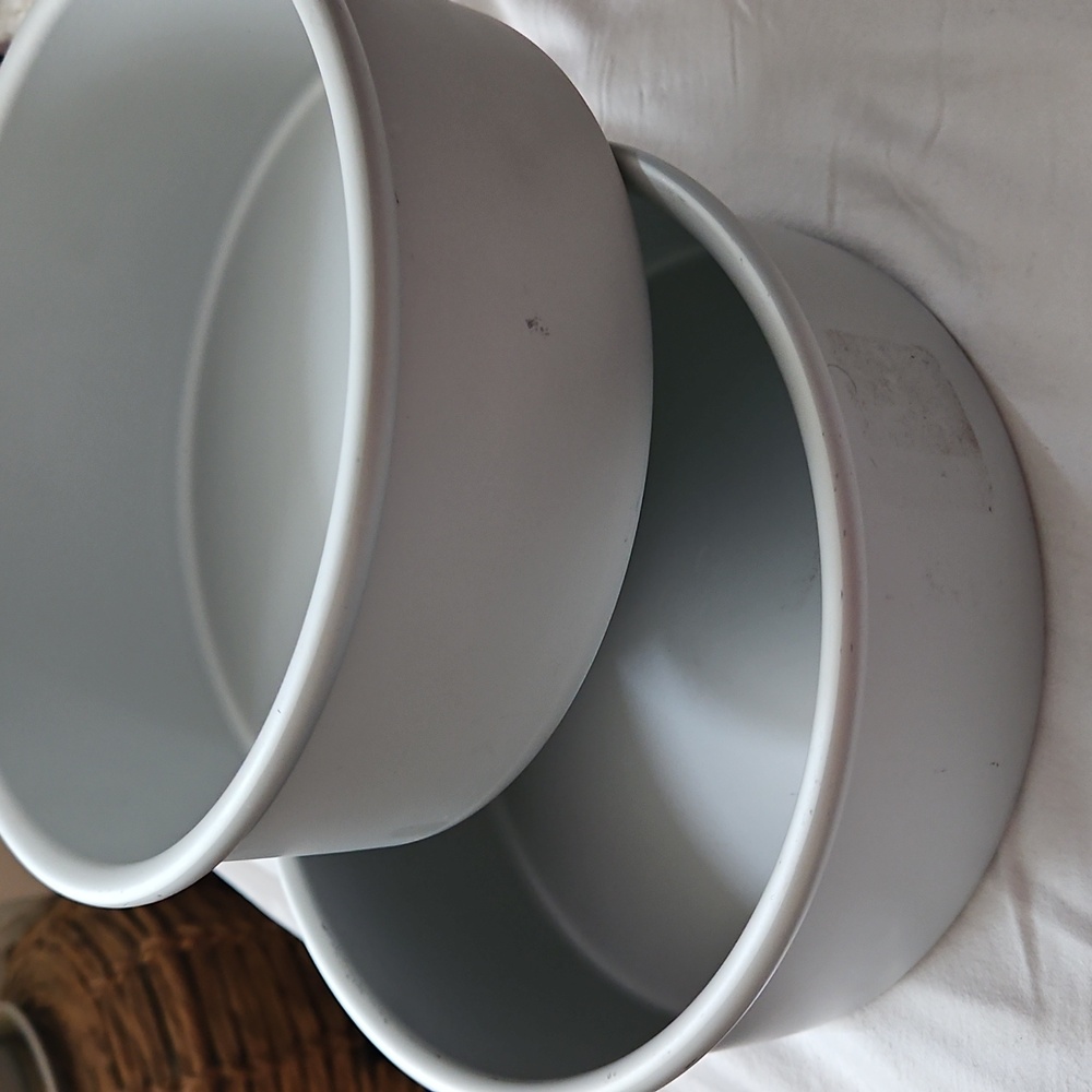 Fat Daddio's Anodized Aluminium Pair 8" Cake Pans